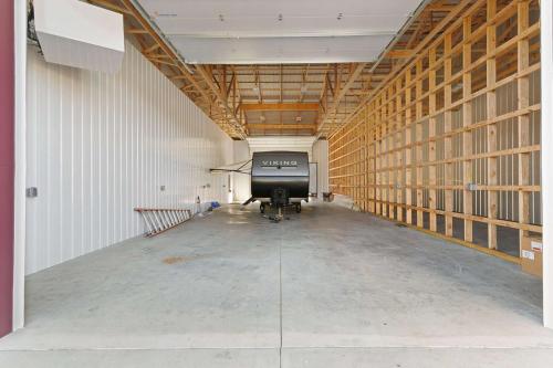 Storage Units for RVs & Boats